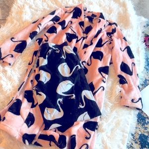 Robe and matching sleep pants!!